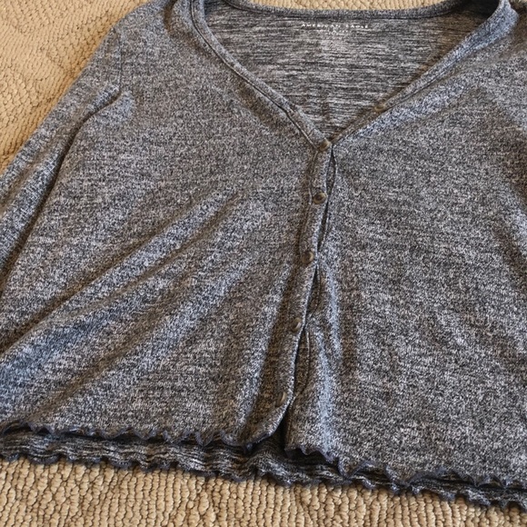 Grey button up top - Picture 3 of 3